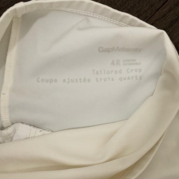 ⭐️ HP ⭐️ GAP Maternity Tailored Crop White Pants - Picture 3 of 3